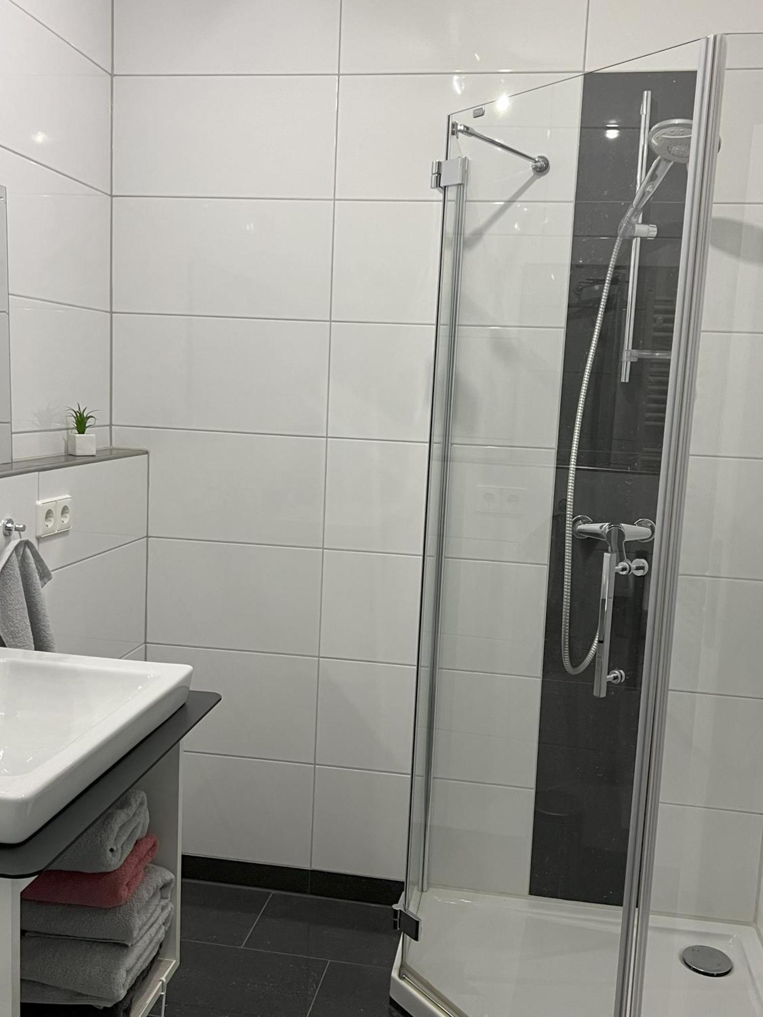 Ferienwohnung Buehler-Kurparkresidenz Bad Bergzabern Buitenkant foto